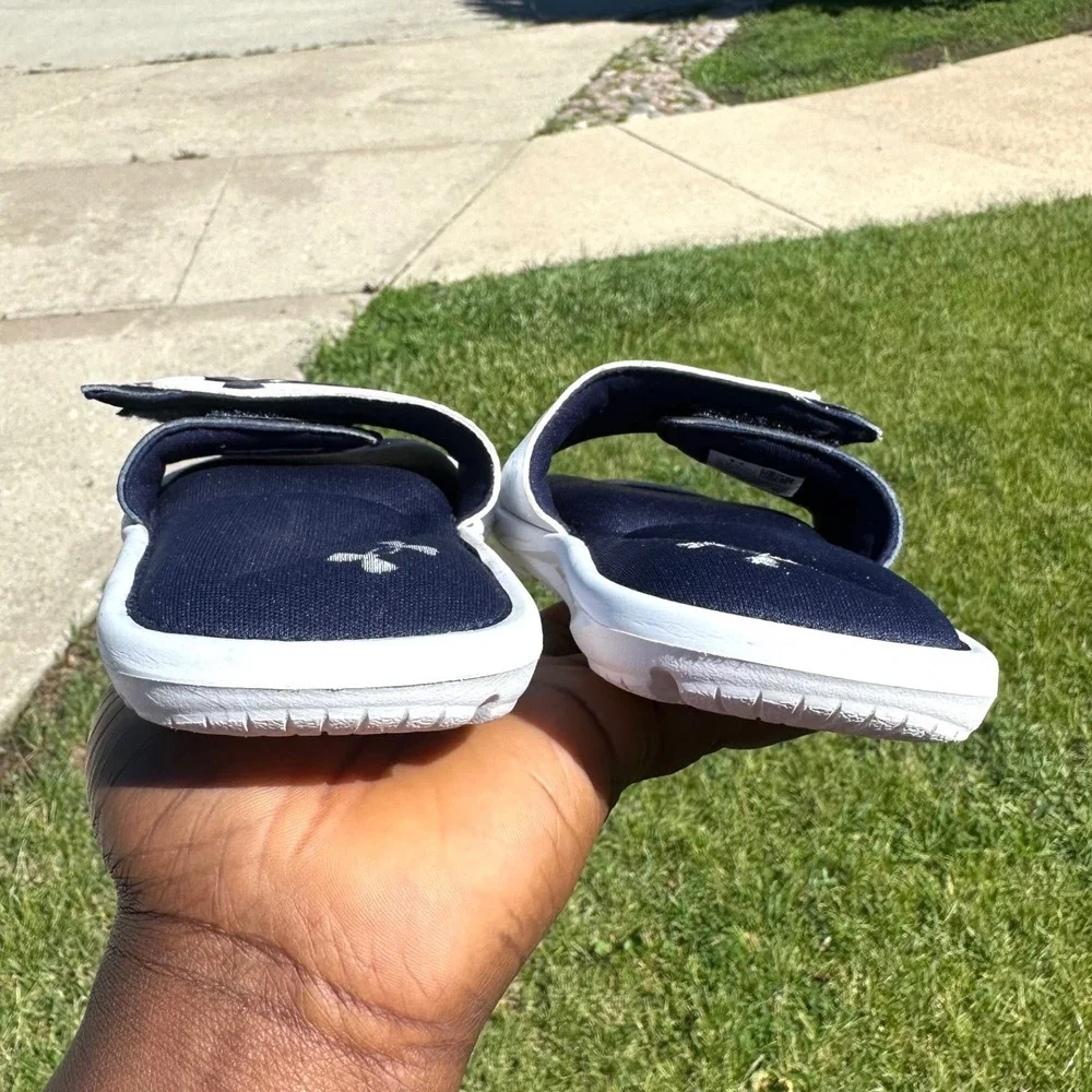 Under Armour Ignite VI Little Kids Slide Sandals Size 2Y Navy Blue White Shoes